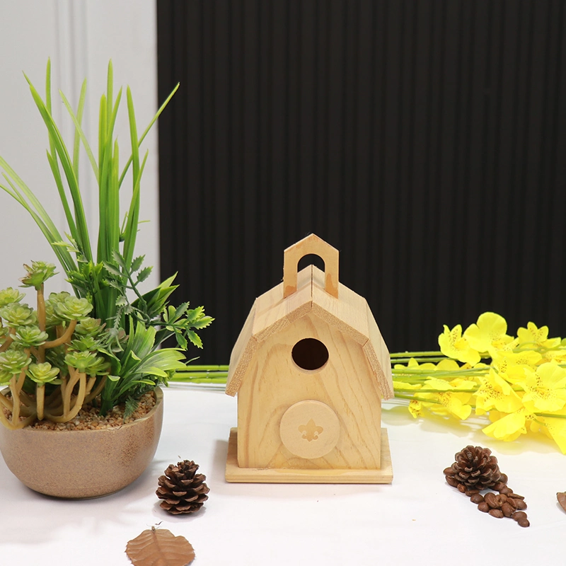 BSCI Factory Solid Wood Hanging Bird House for Outdoors